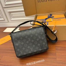 LV 디스트릭트 PM M46255